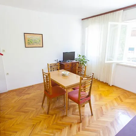 Apartament Kumpar *