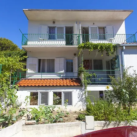 Kumpar Apartment Makarska