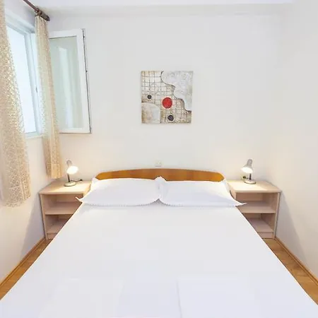 Kumpar * マカルスカ